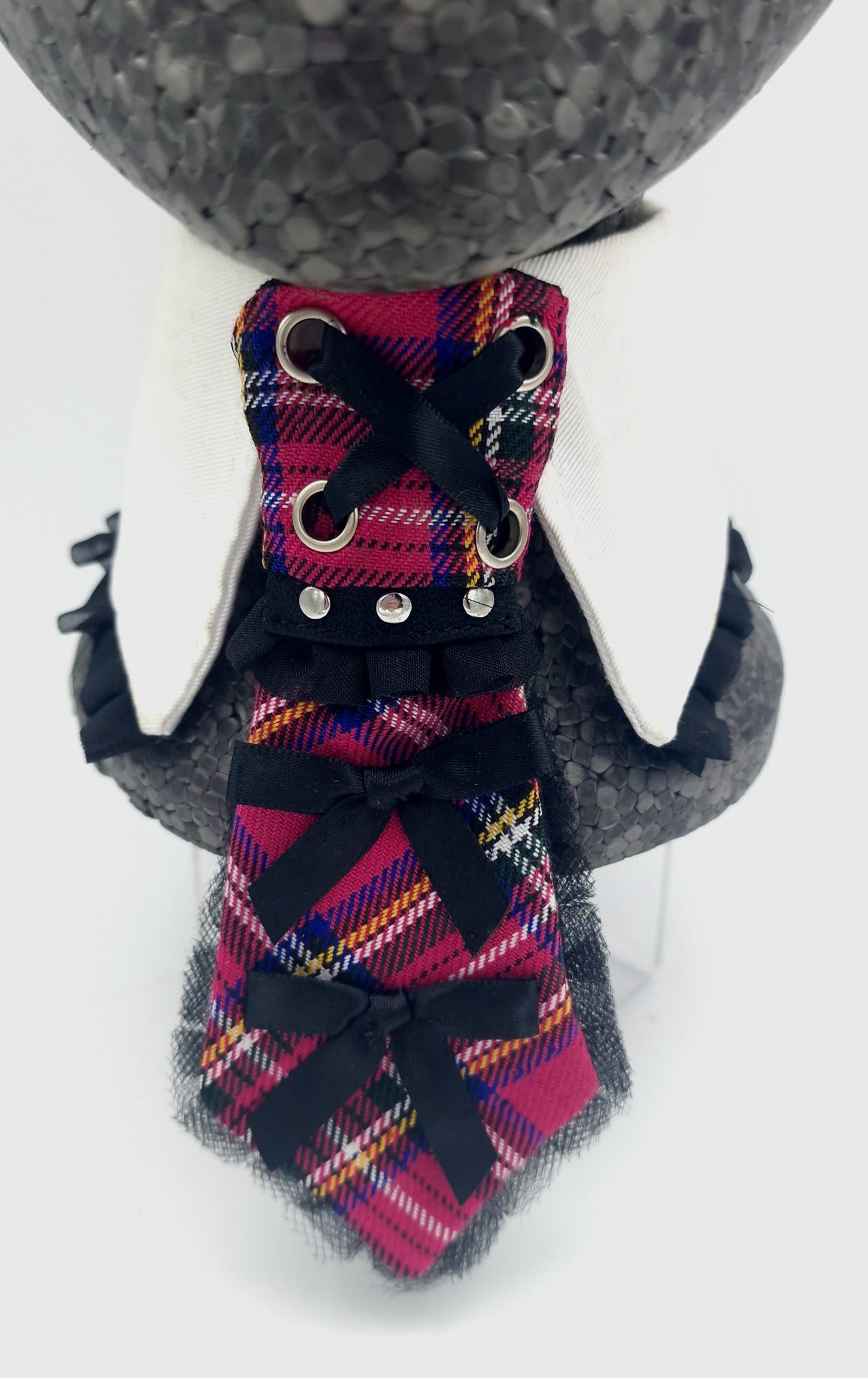 The Scandalous collar, tie and cuffs - The interchangeable tie system