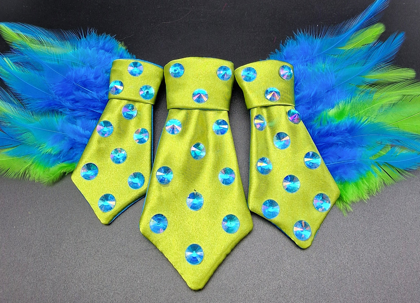 The Pea-dot Tie - The interchangeable System