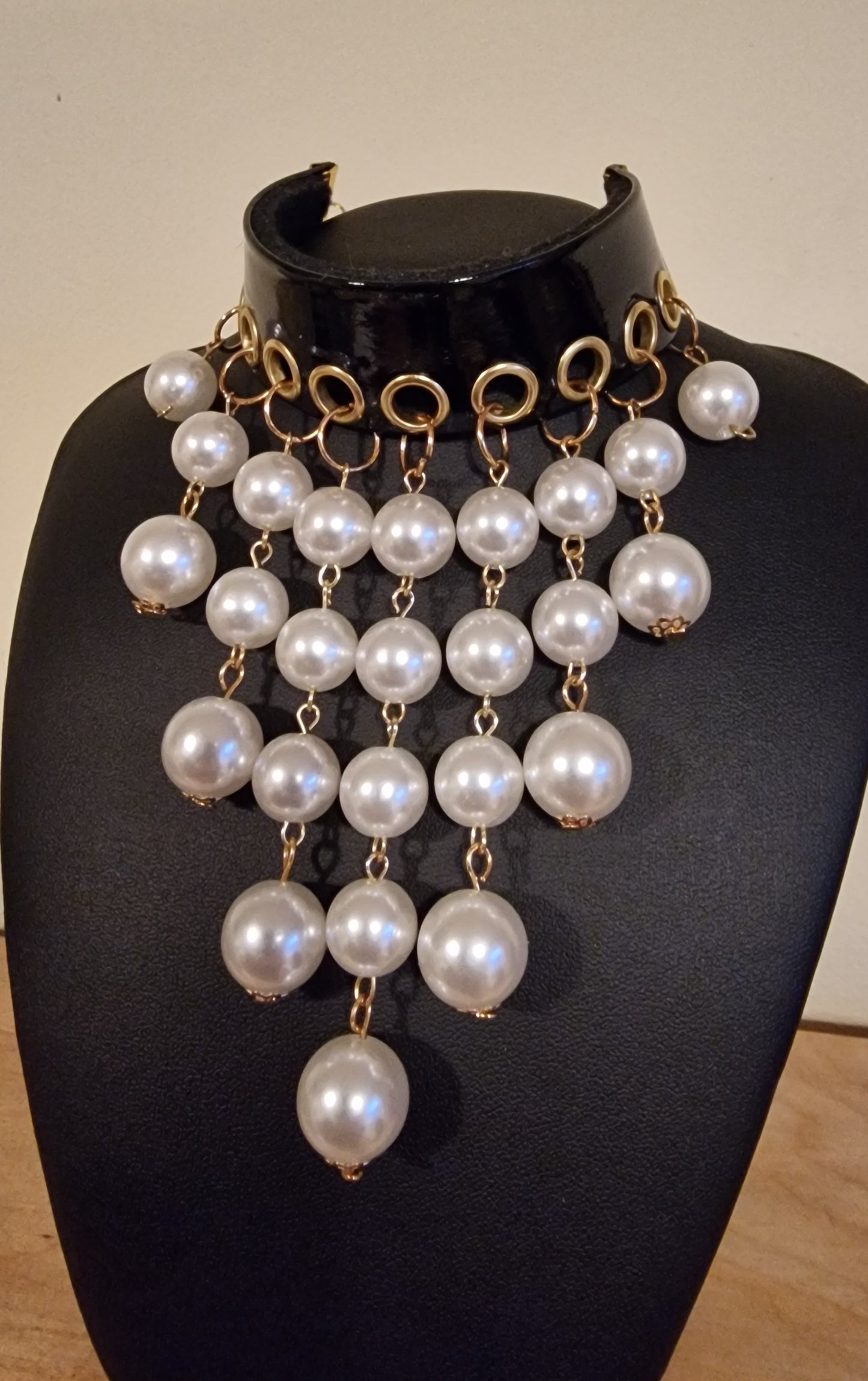 The Pearl Choker