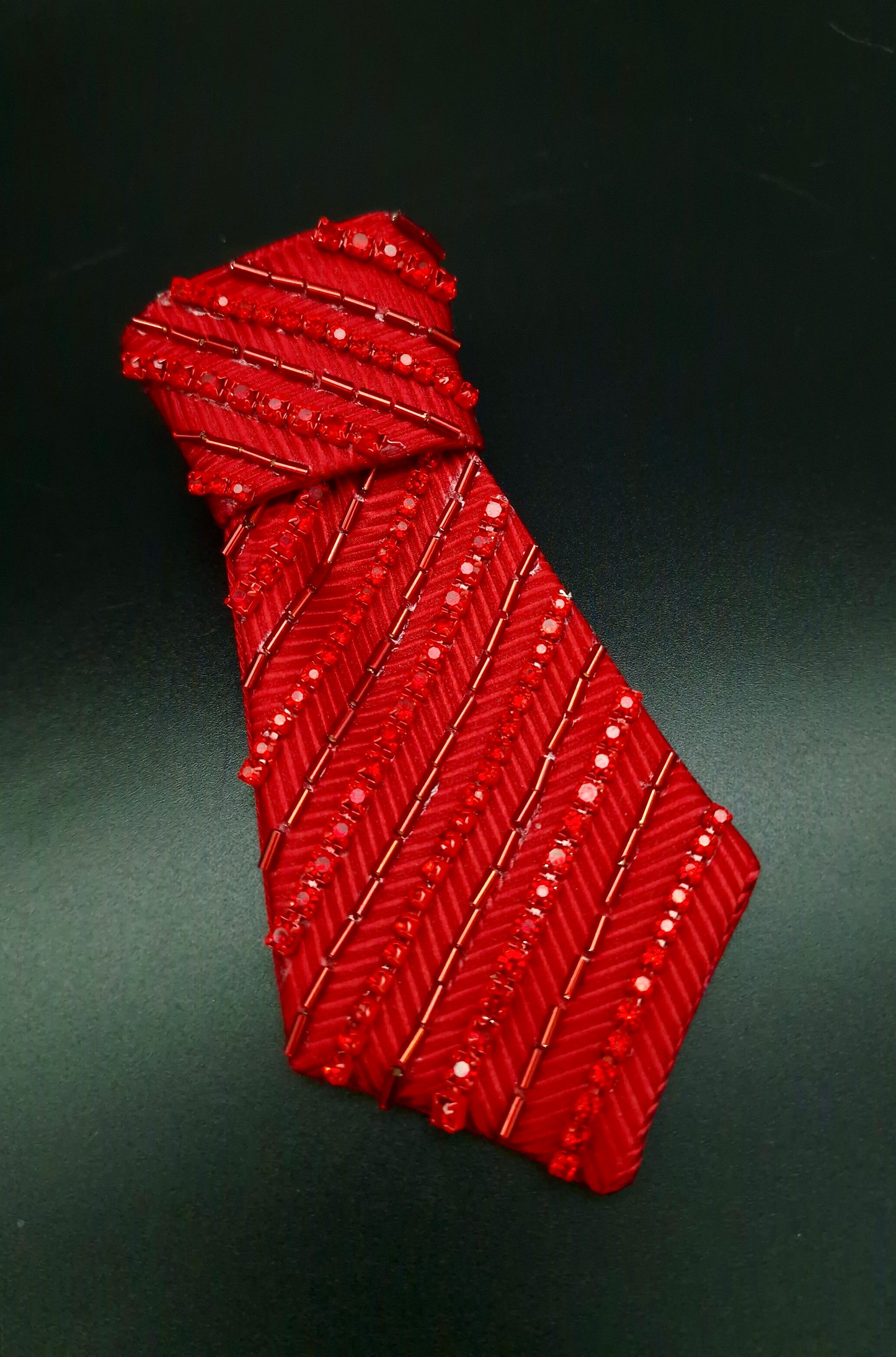 Red striped Tie - The interchangeable System