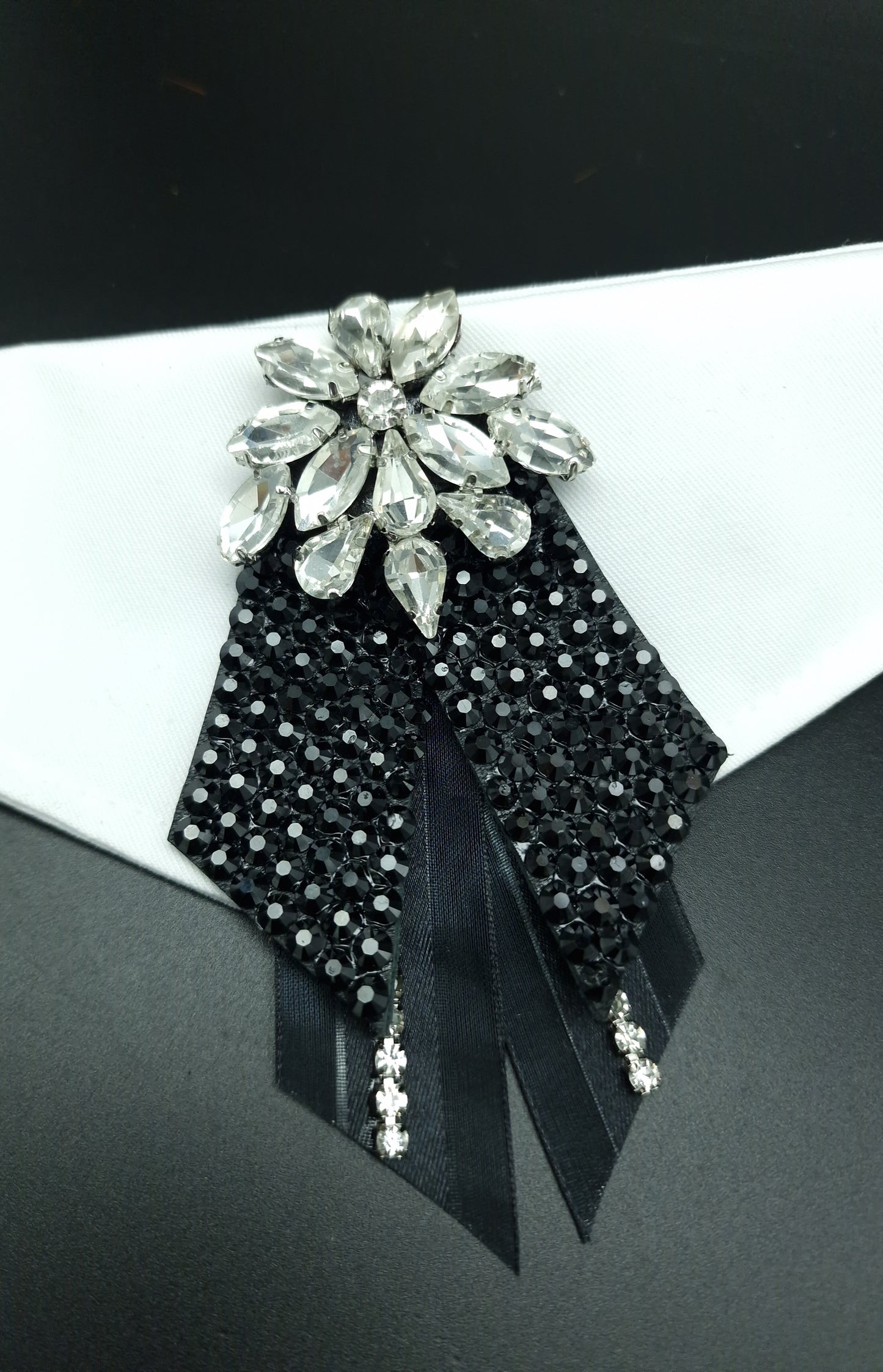 Black Boujee Ascot Tie - The interchangeable System - Limited Edition