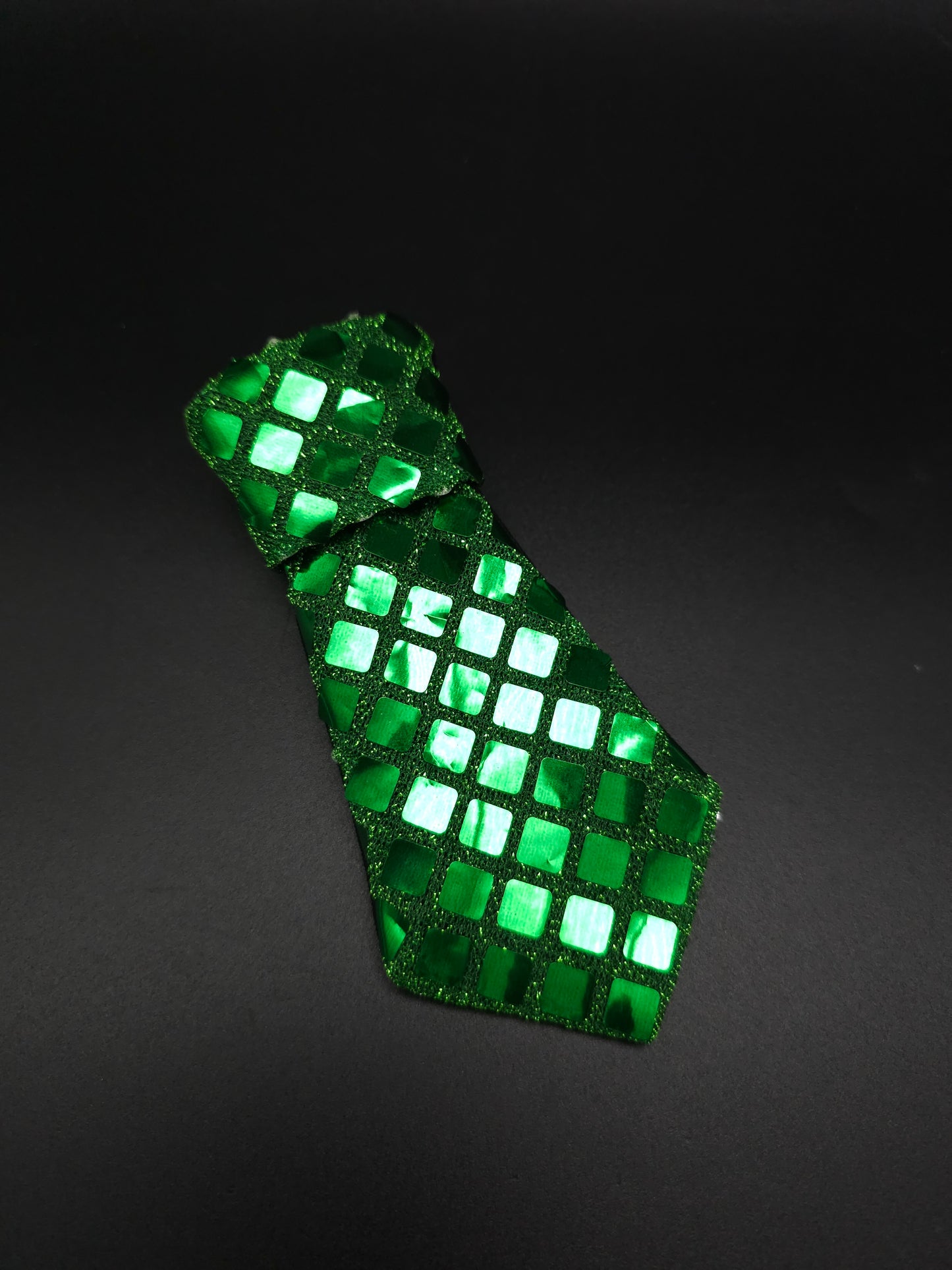 Green mirror Tie - The interchangeable System