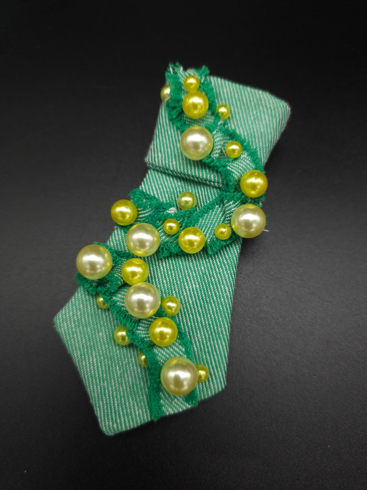 Green denim pearl Tie